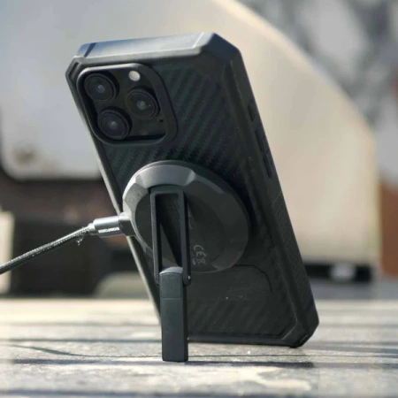 ROKFORM MAGNETIC WIRELESS CHARGING STAND